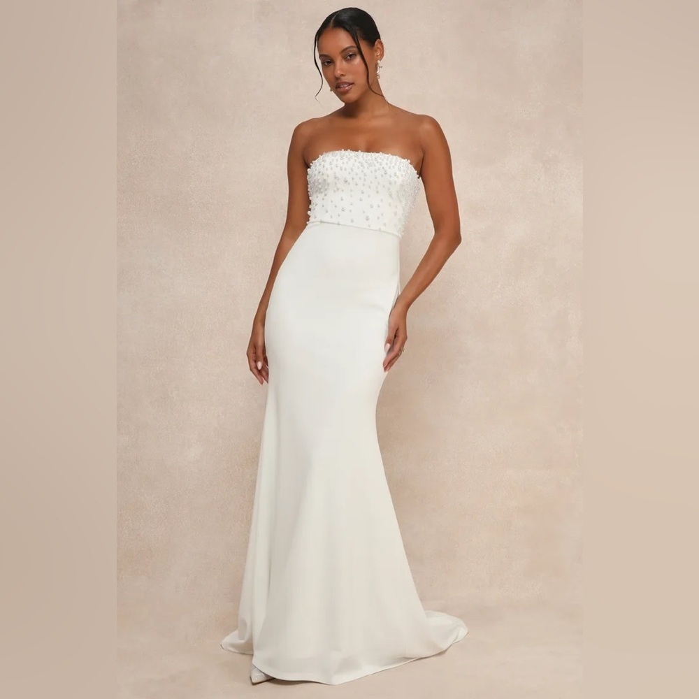 Remarkably Lovely White Pearl Strapless
Mermaid Maxi Dress